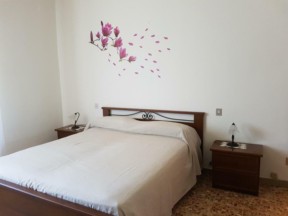 Casa Magnolia Villa Arena Metato Екстериор снимка