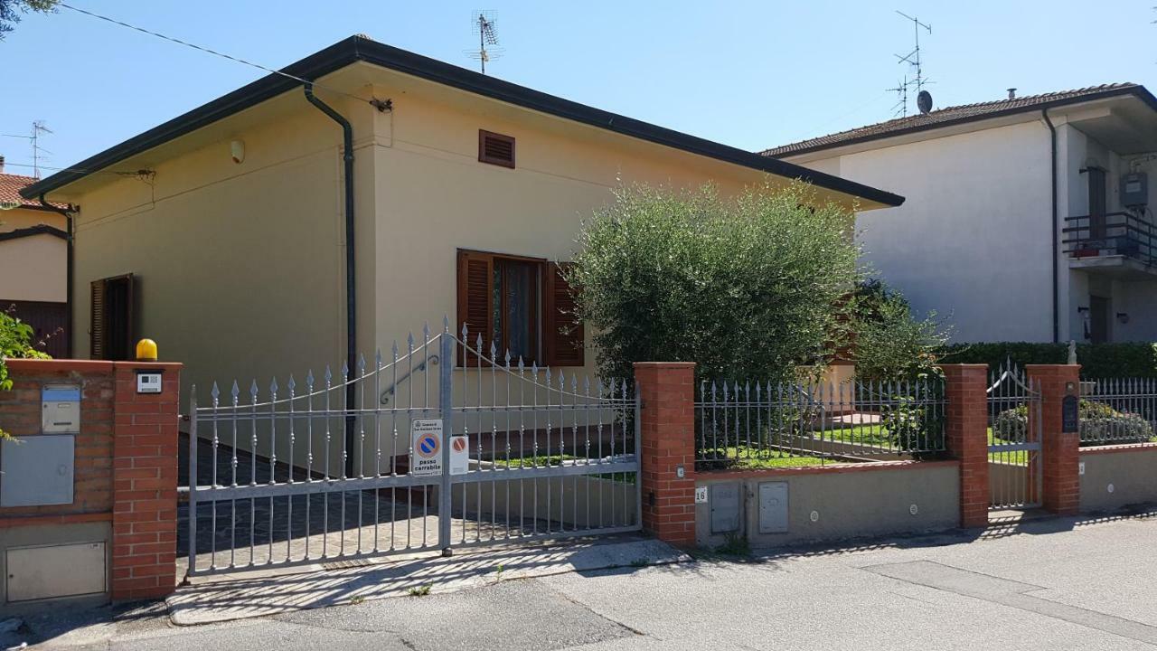 Casa Magnolia Villa Arena Metato Екстериор снимка